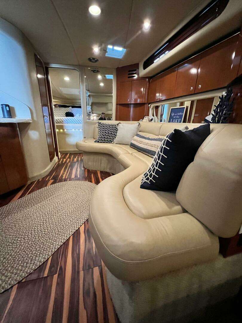 2002 Sea Ray 380 Sundancer - Image 18