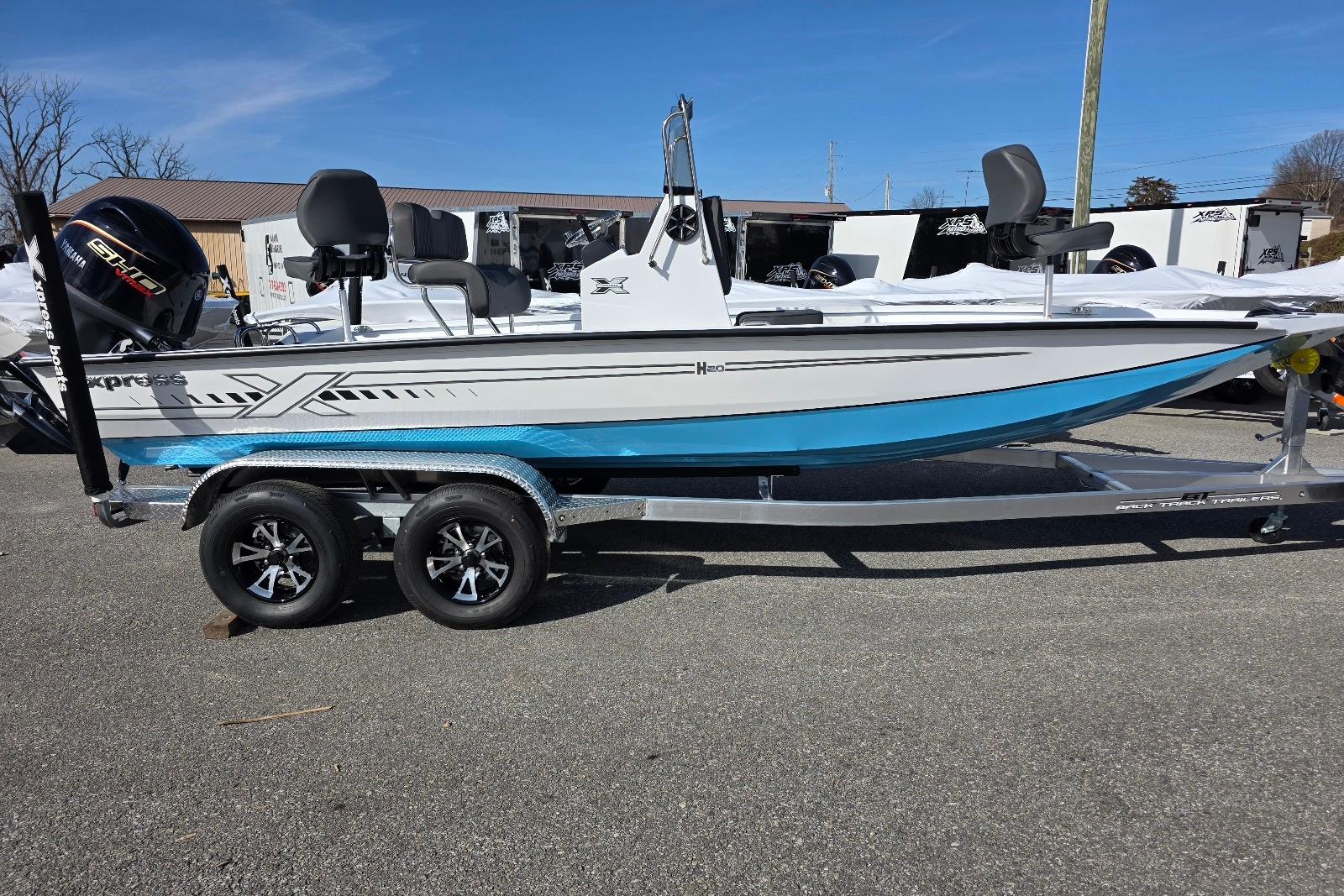 2026 Xpress H20B Bay