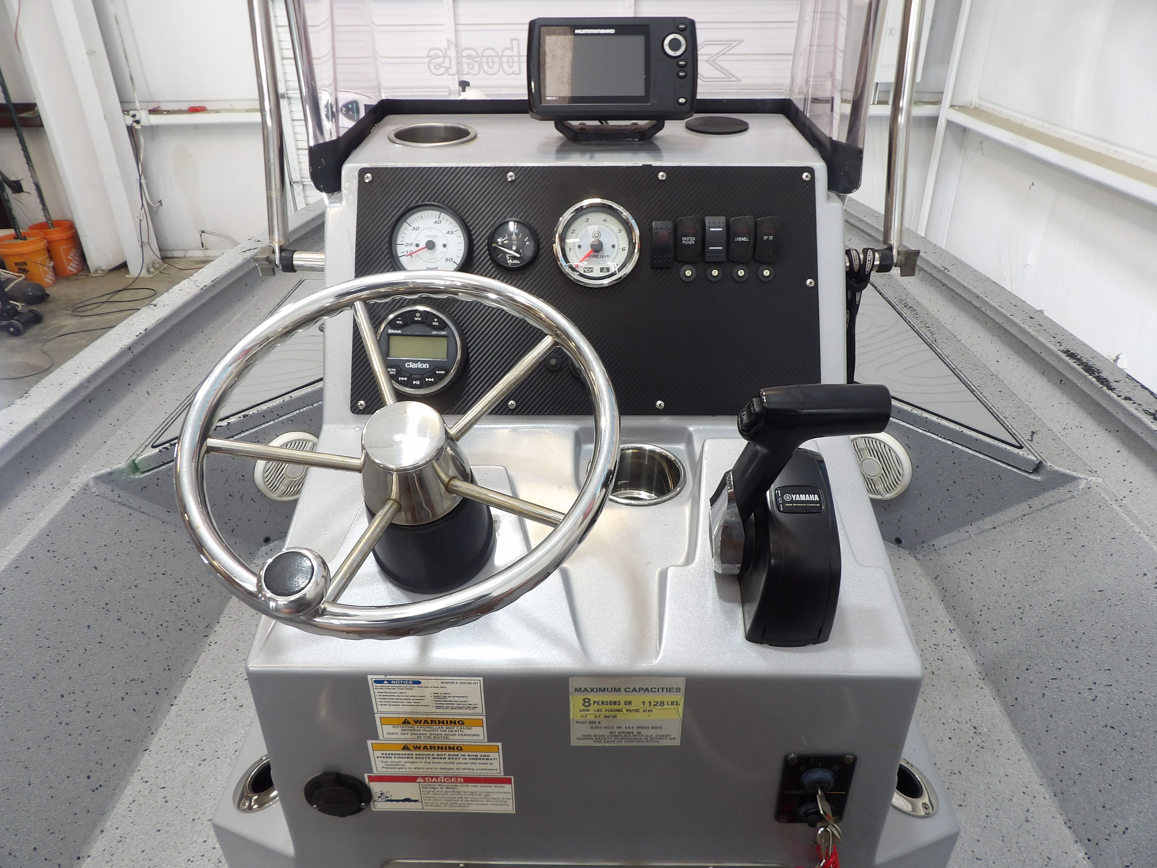 2019 Xpress H20B Bay - 15