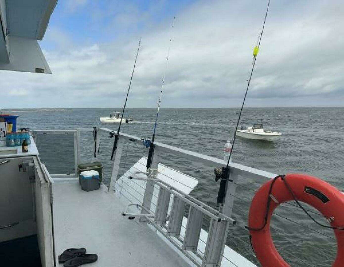 2018 Avenger Luxury Catamaran Coastal Cruiser - Image 7