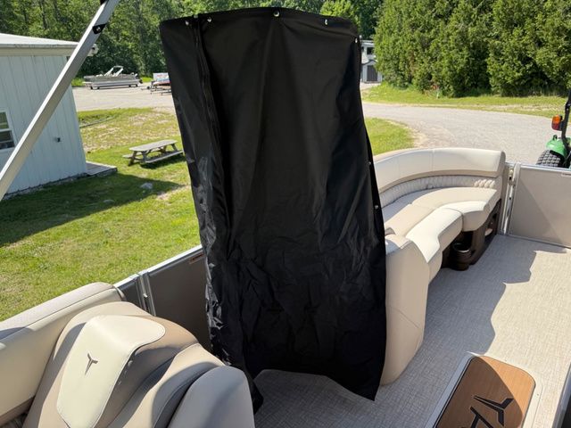 2025 Tahoe 2385 CASCADE CRUISE REAR BENCH - 28