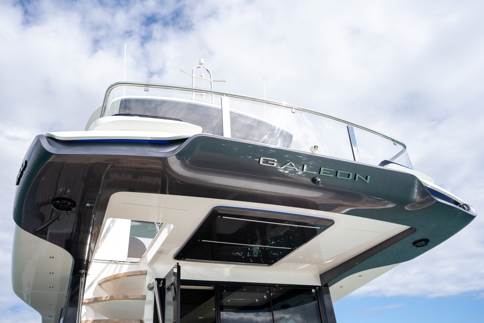 2025 Galeon 560 FLY - Image 22