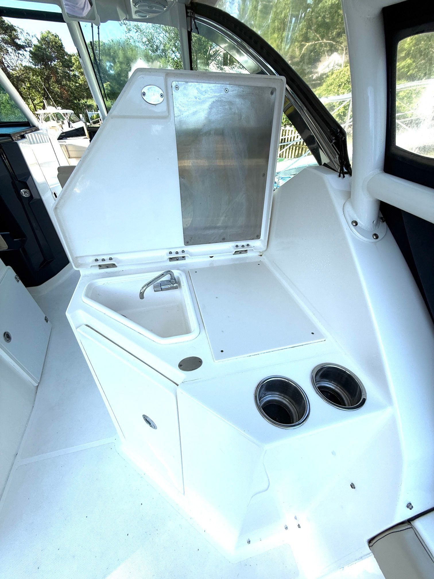 2017 Pursuit DC 295 Dual Console - 6