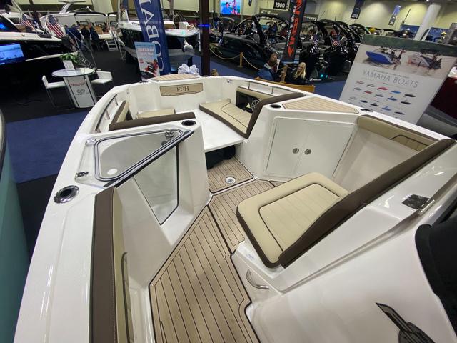 2024 Yamaha Boats 255 FSH Sport H - 16