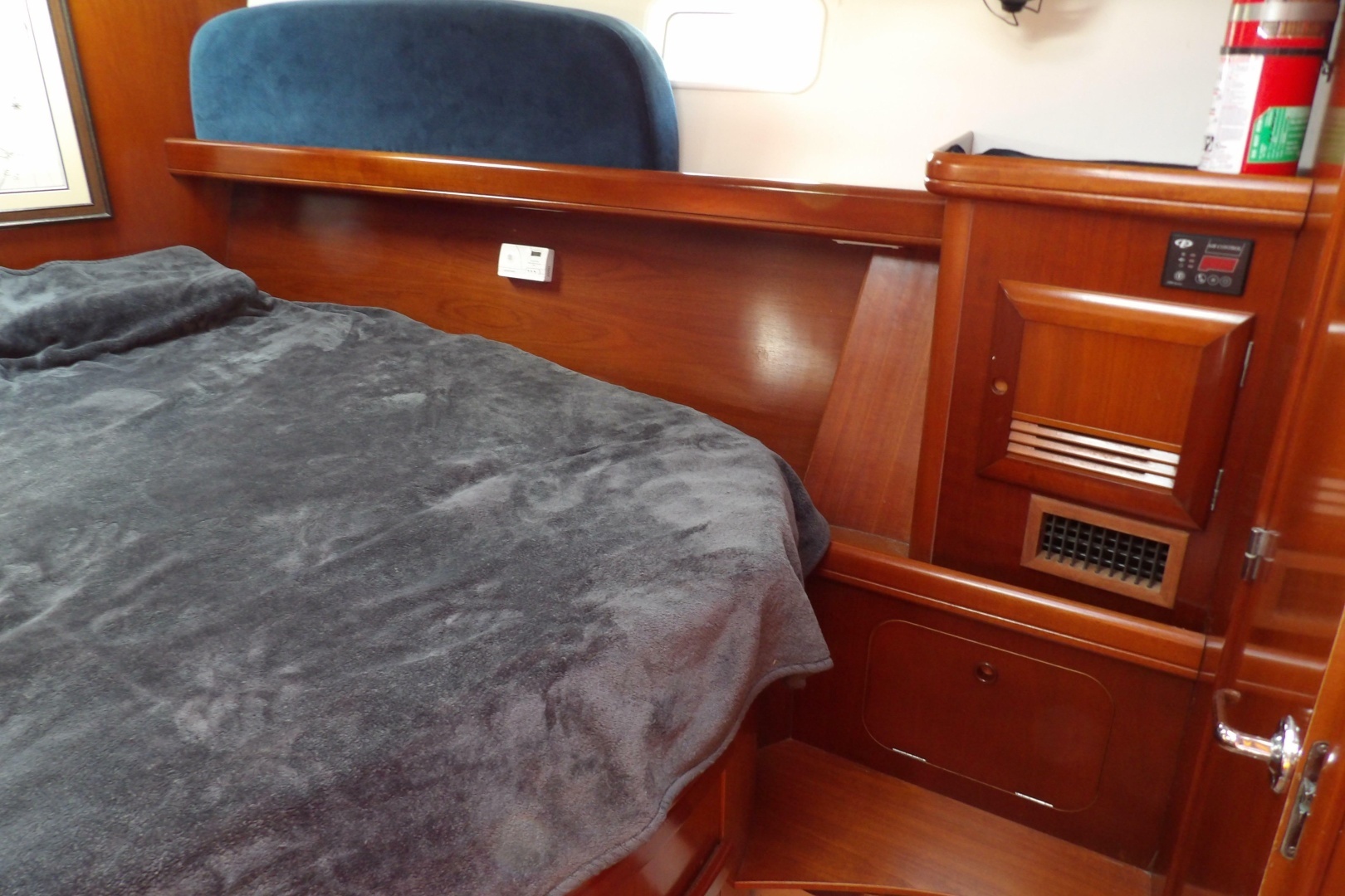 2002 Beneteau 473 - Image 40