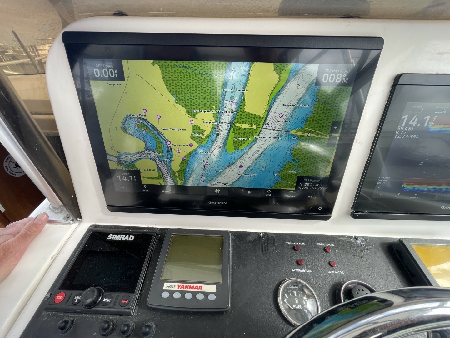 2007 Luhrs 31 Open - Image 38