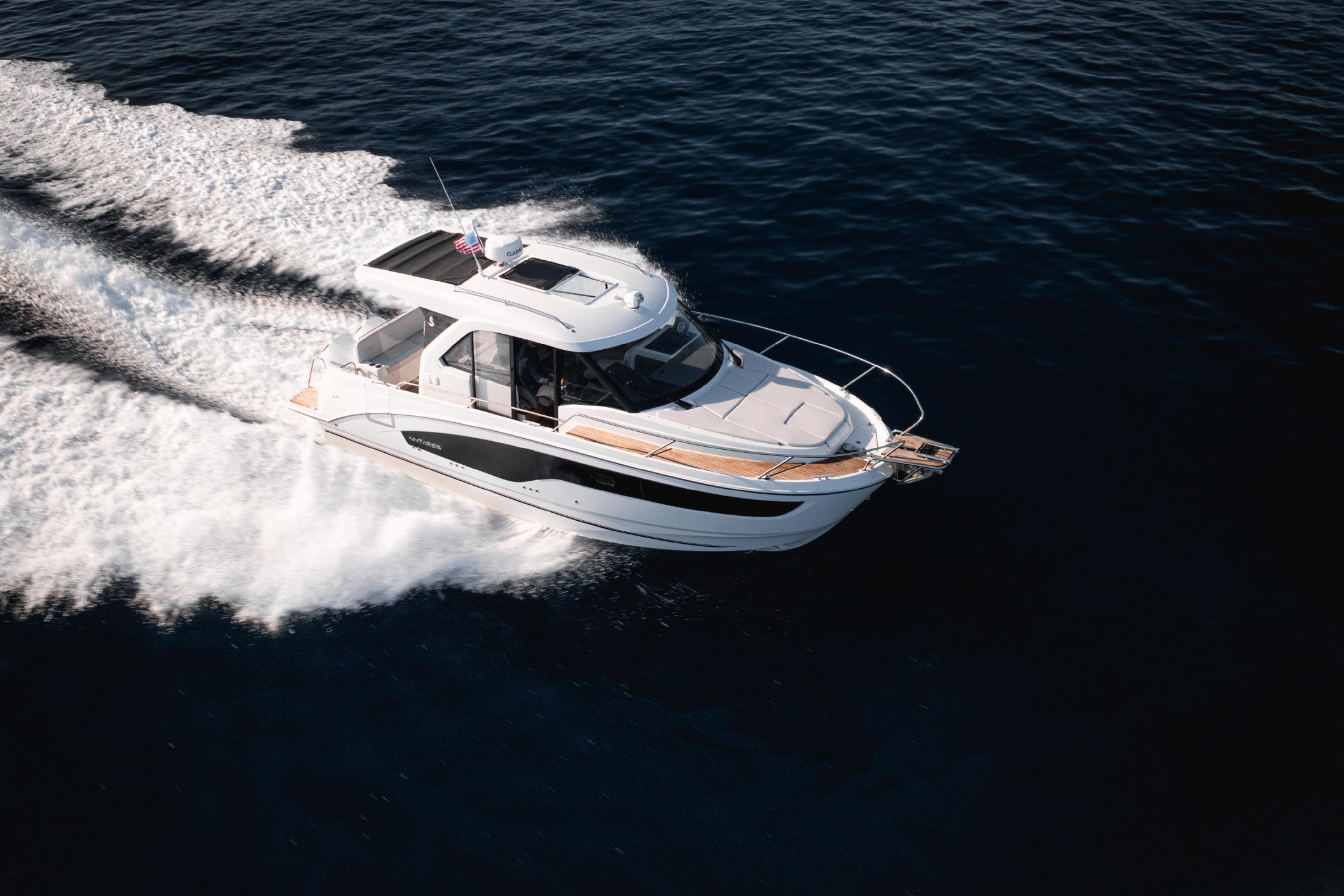 2026 Beneteau Antares 9