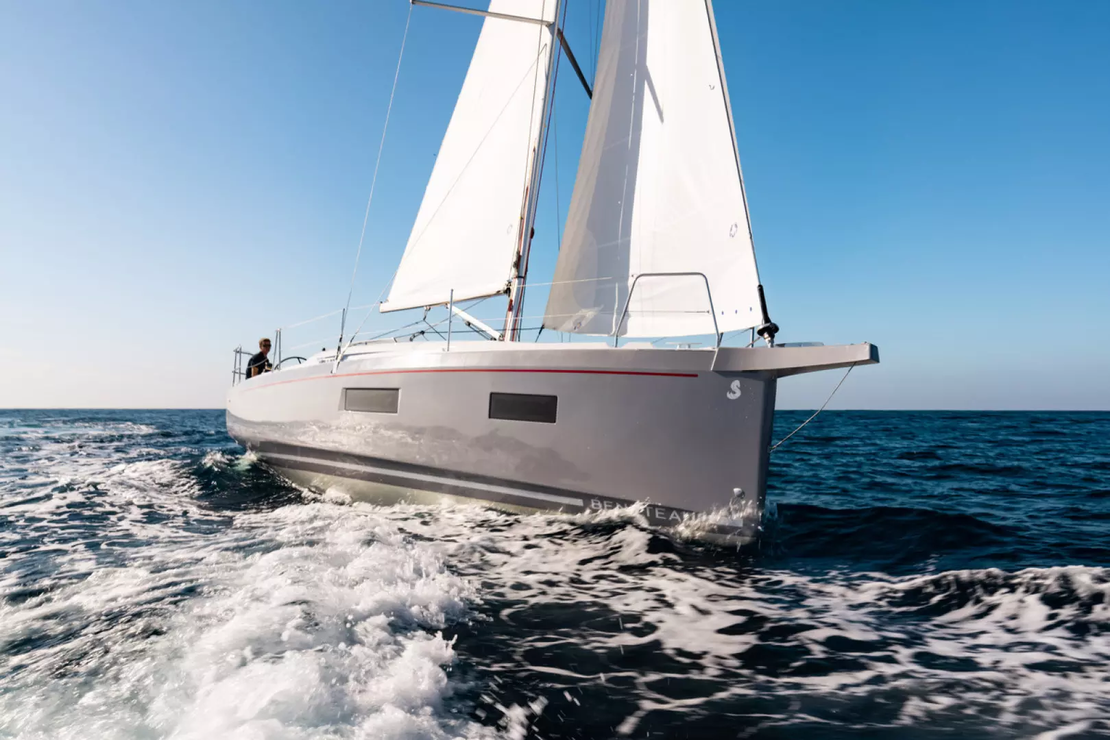 2026 Beneteau Oceanis 34.1 - Image 10