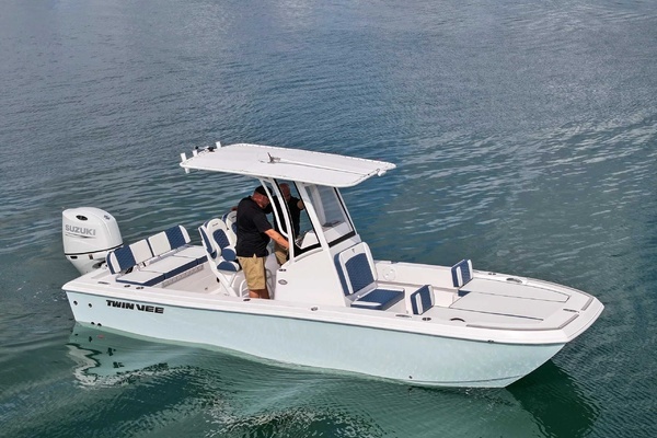 2026 Twin Vee 22 BayCat