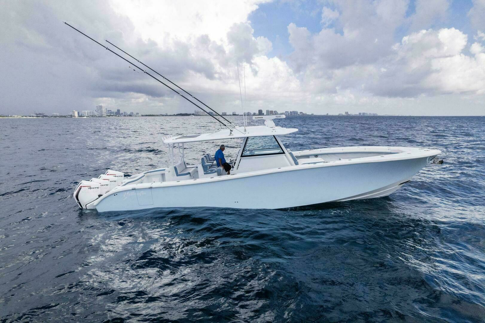 2026 Yellowfin 42 Offshore - Image 29