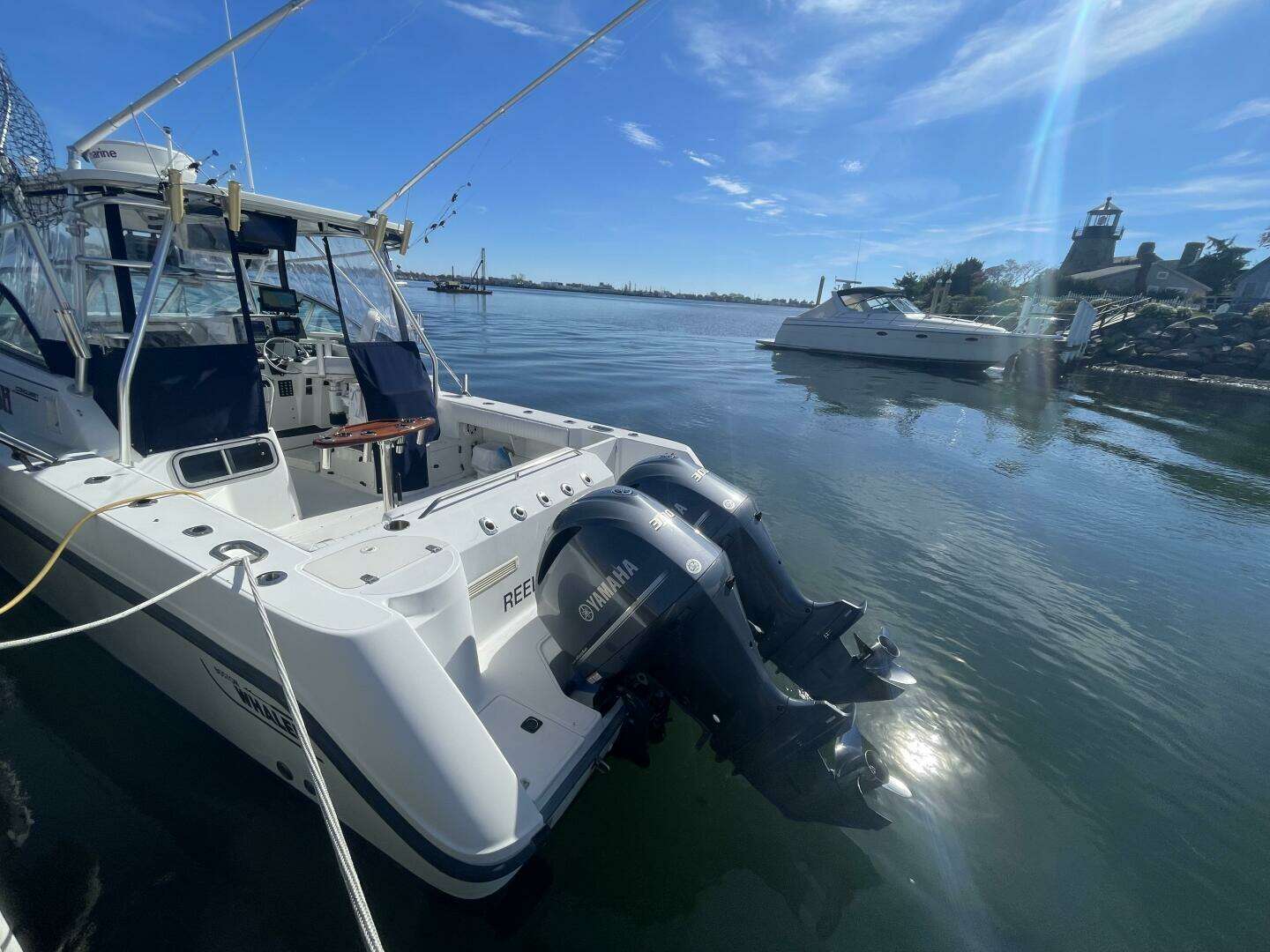 2001 Boston Whaler 285 Conquest - Image 3