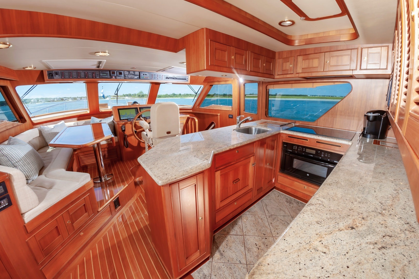 2015 Marlow Explorer 58E - Image 13