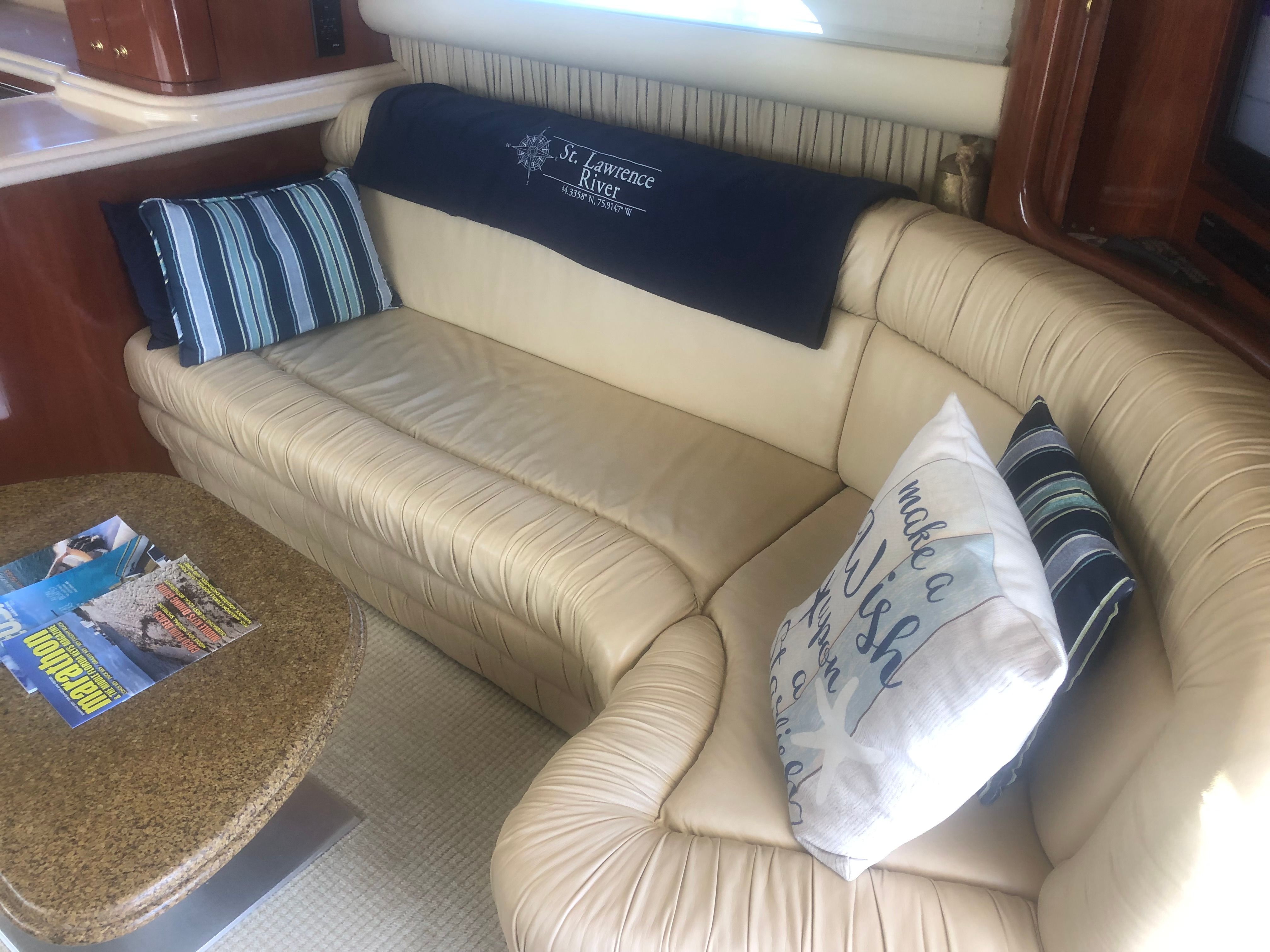 2000 Sea Ray 560 Sedan Bridge - 8