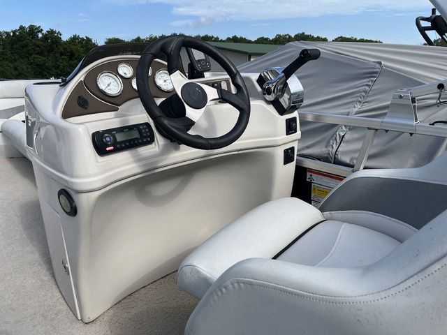 2012 Lowe SS 250 - 7