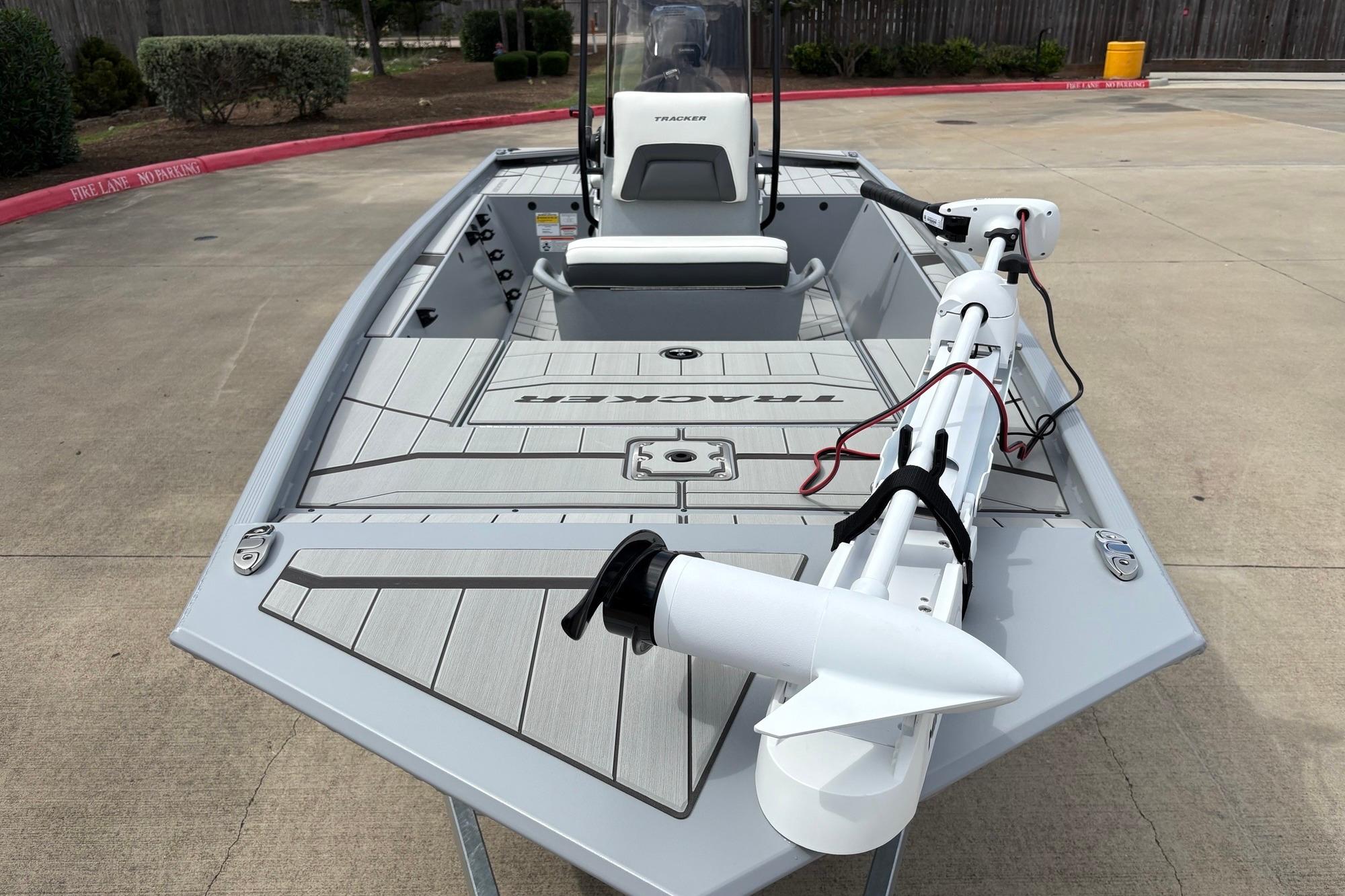 2026 Tracker Bass Tracker Classic CC boat with sleek design and advanced features.