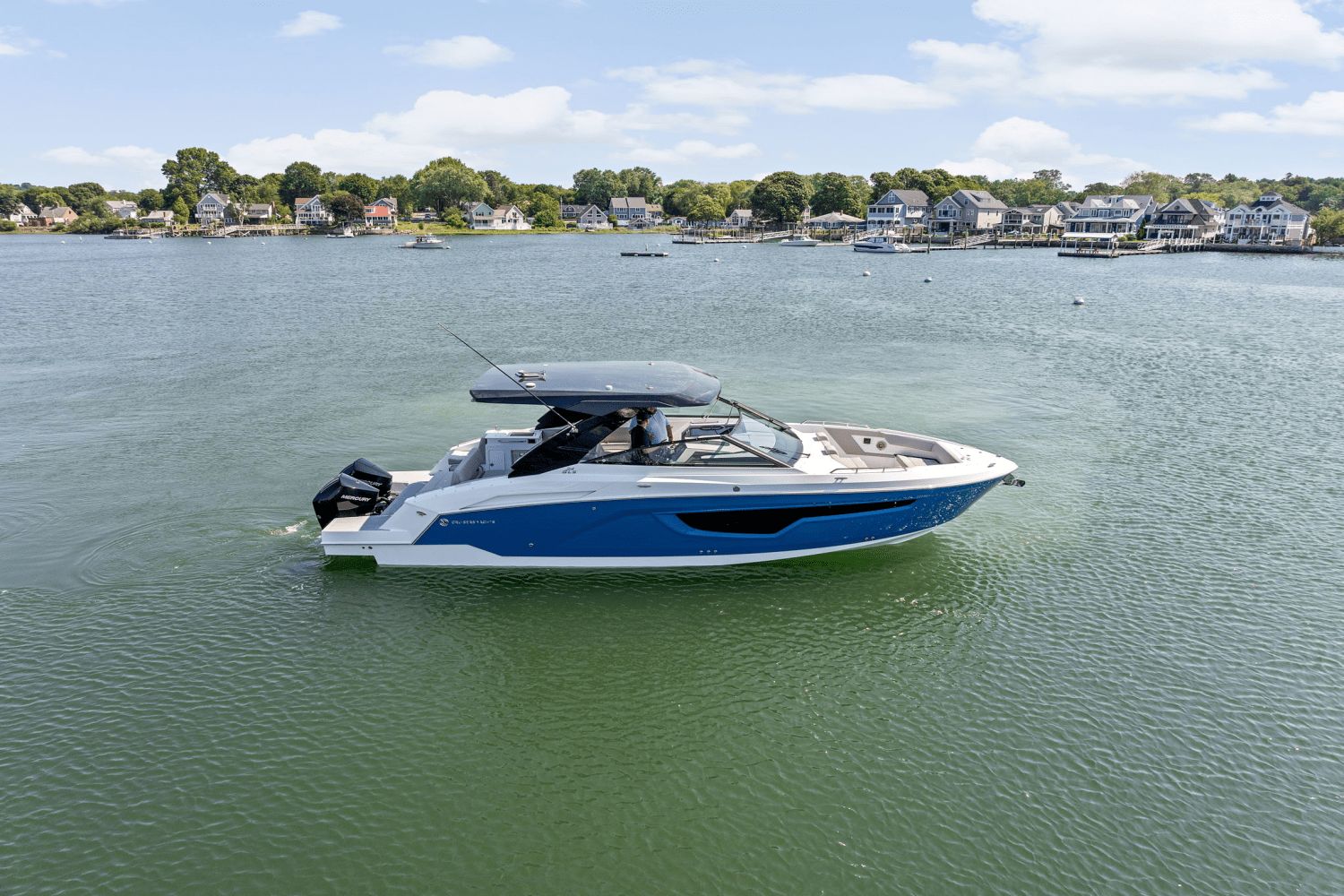 2026 Cruisers Yachts 34 GLS OB