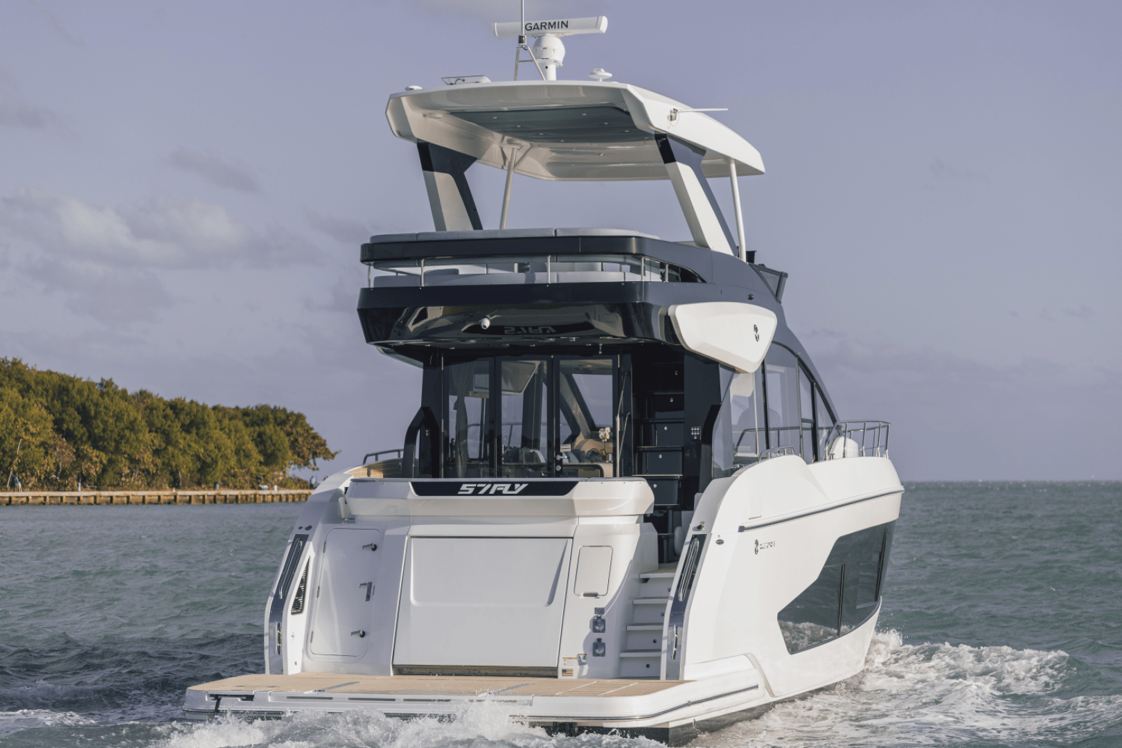 2027 Cruisers Yachts 57 FLY - Image 31
