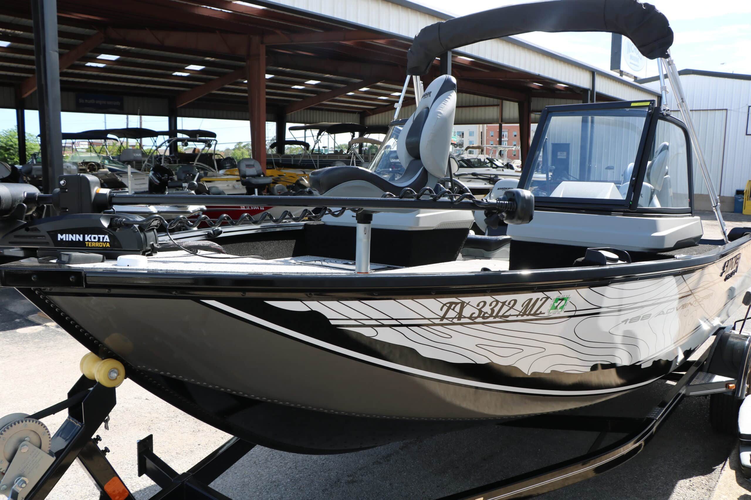 2025 Smoker Craft 188 Adventurer - 9