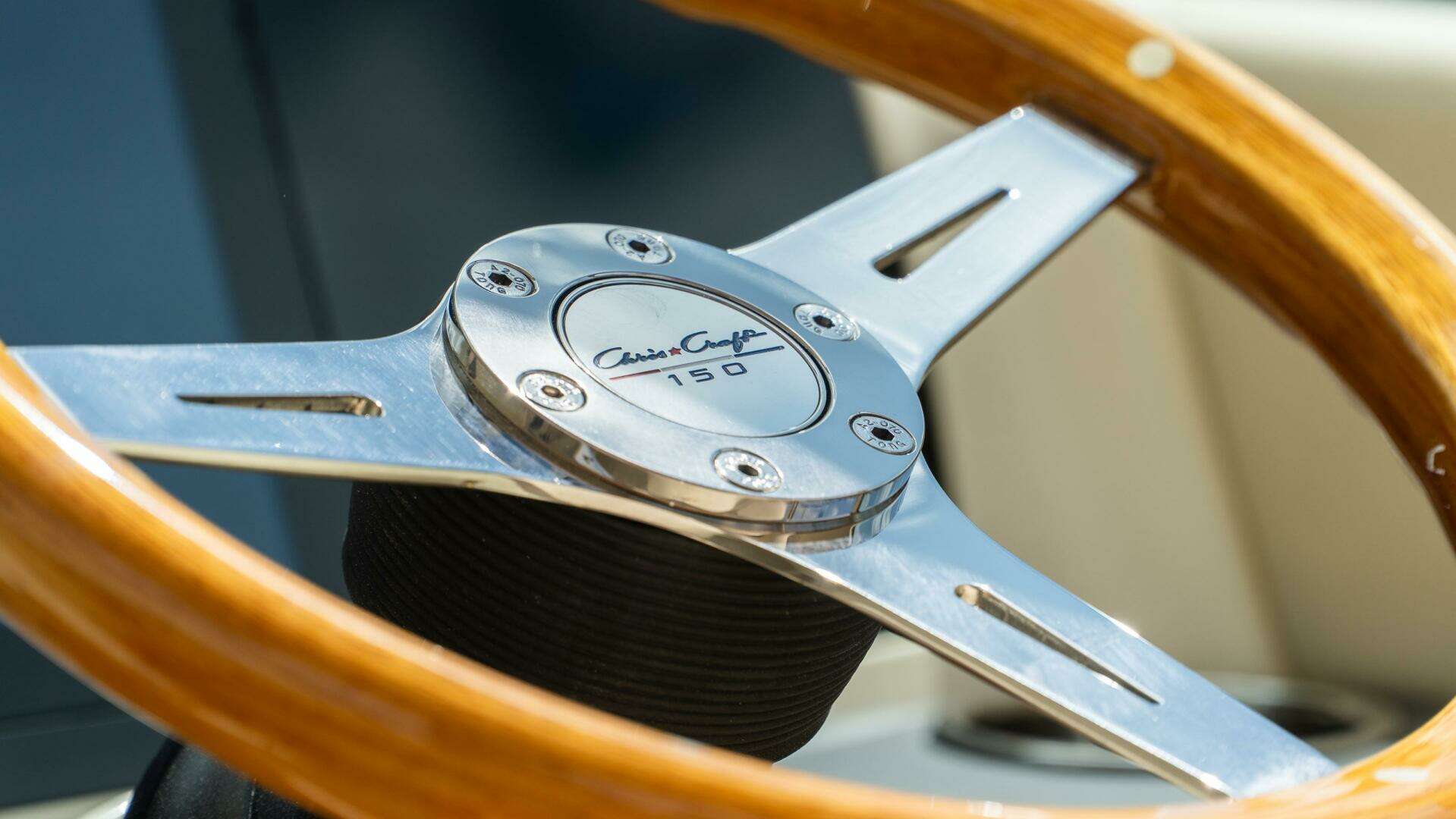 2025 Chris-Craft Calypso - Image 37
