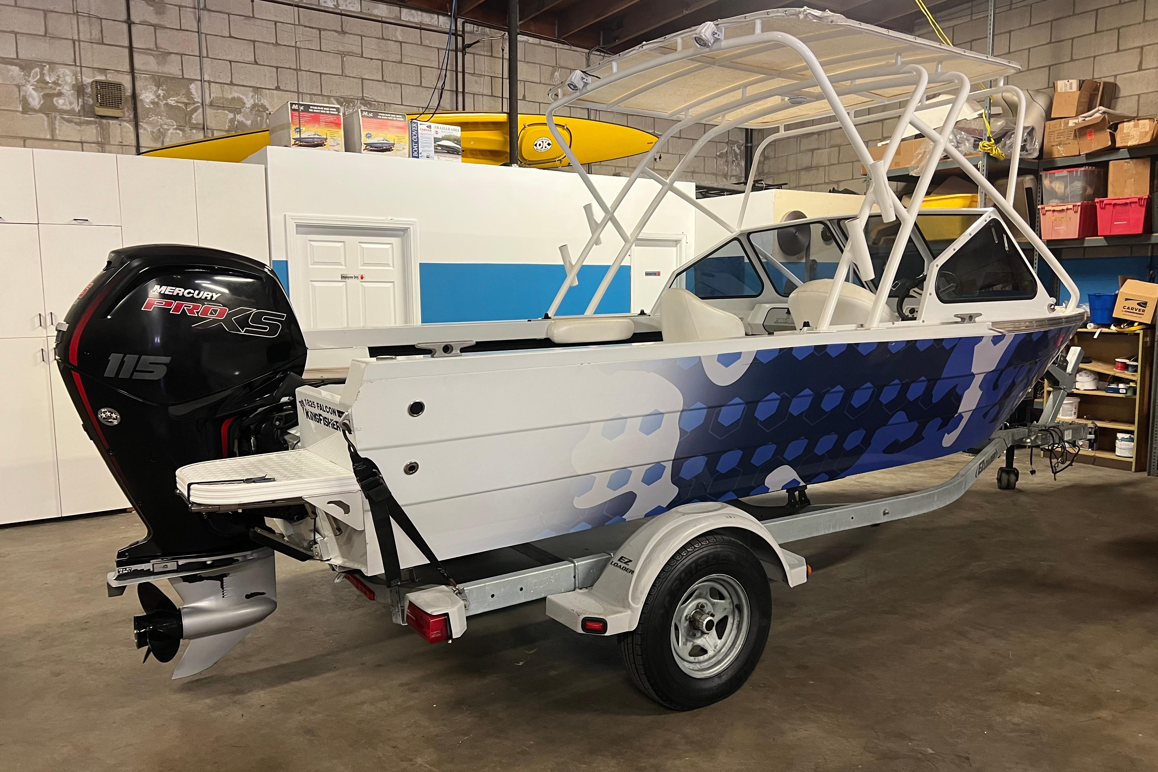 2019 KingFisher 1825 Falcon
