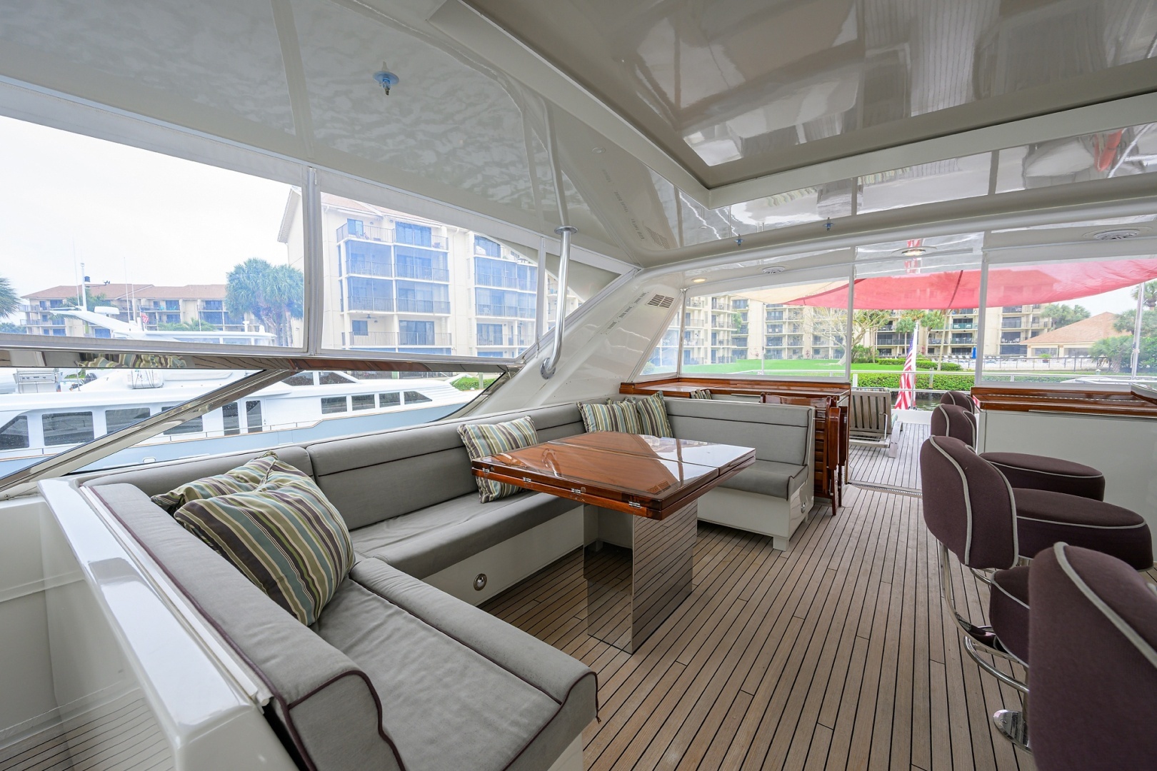 2013 Hatteras 80 Motor Yacht - Image 50