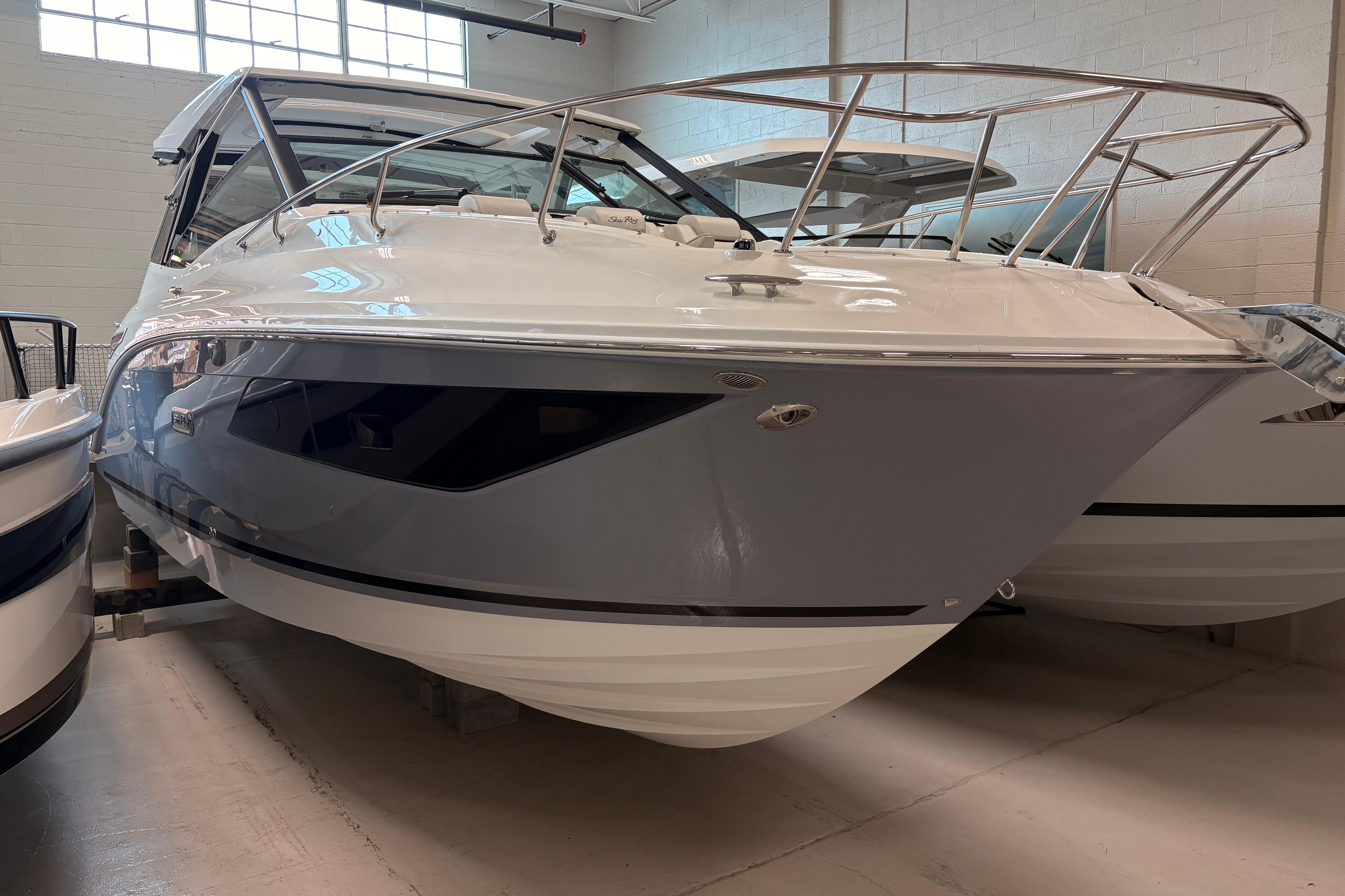 2026 Sea Ray Sundancer 320
