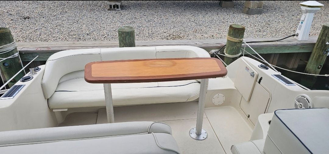 1999 Sea Ray 240 Sundancer - 13