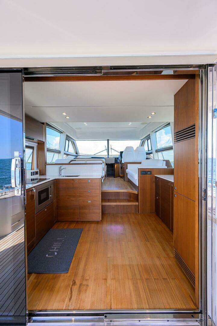2018 Princess F49 - Image 34