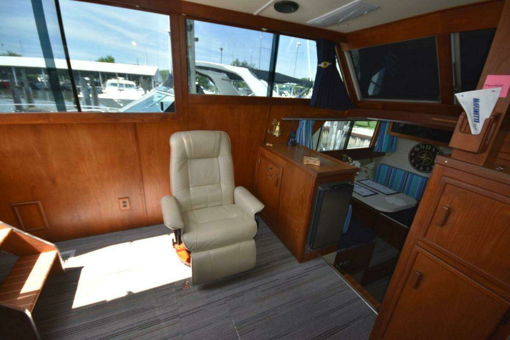 1985 Marinette 39 Double Cabin - Image 43