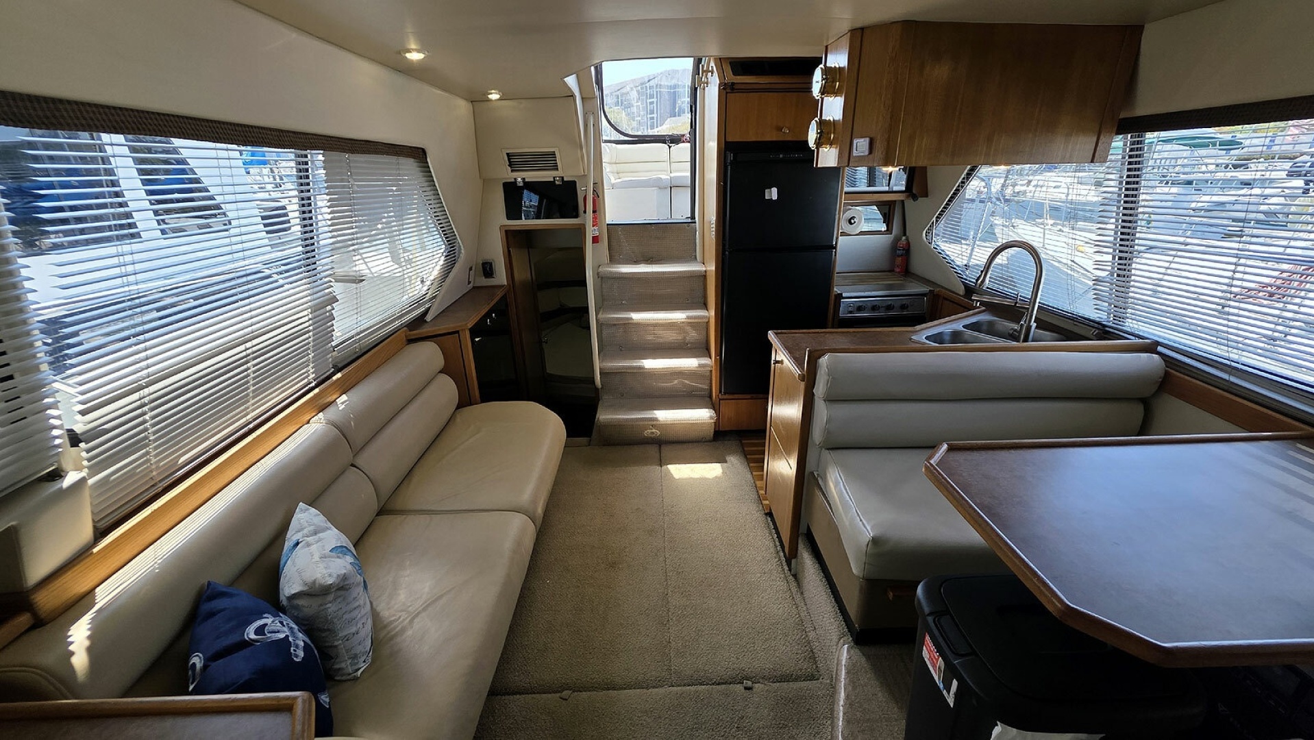 1999 Bayliner 4087 CPMY - Image 20