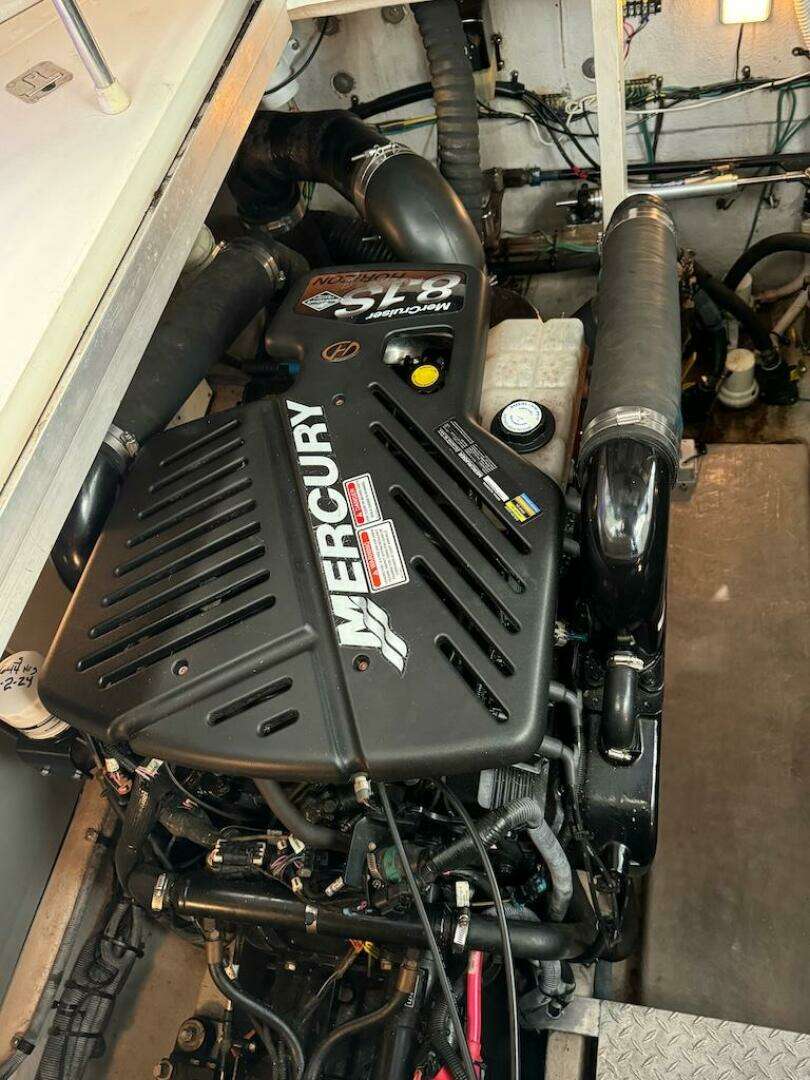 2004 Sea Ray 380 Sundancer - Image 70