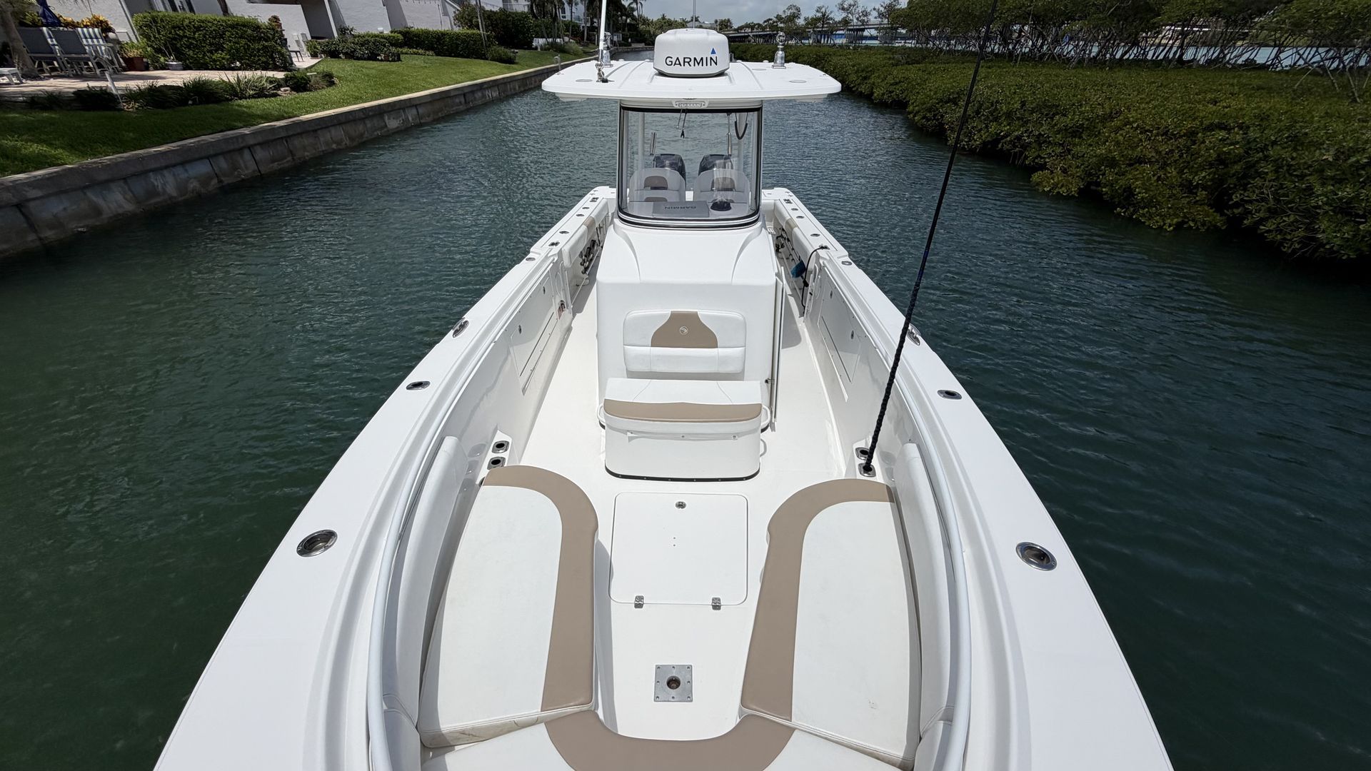 2017 Edgewater 320 CC - 45