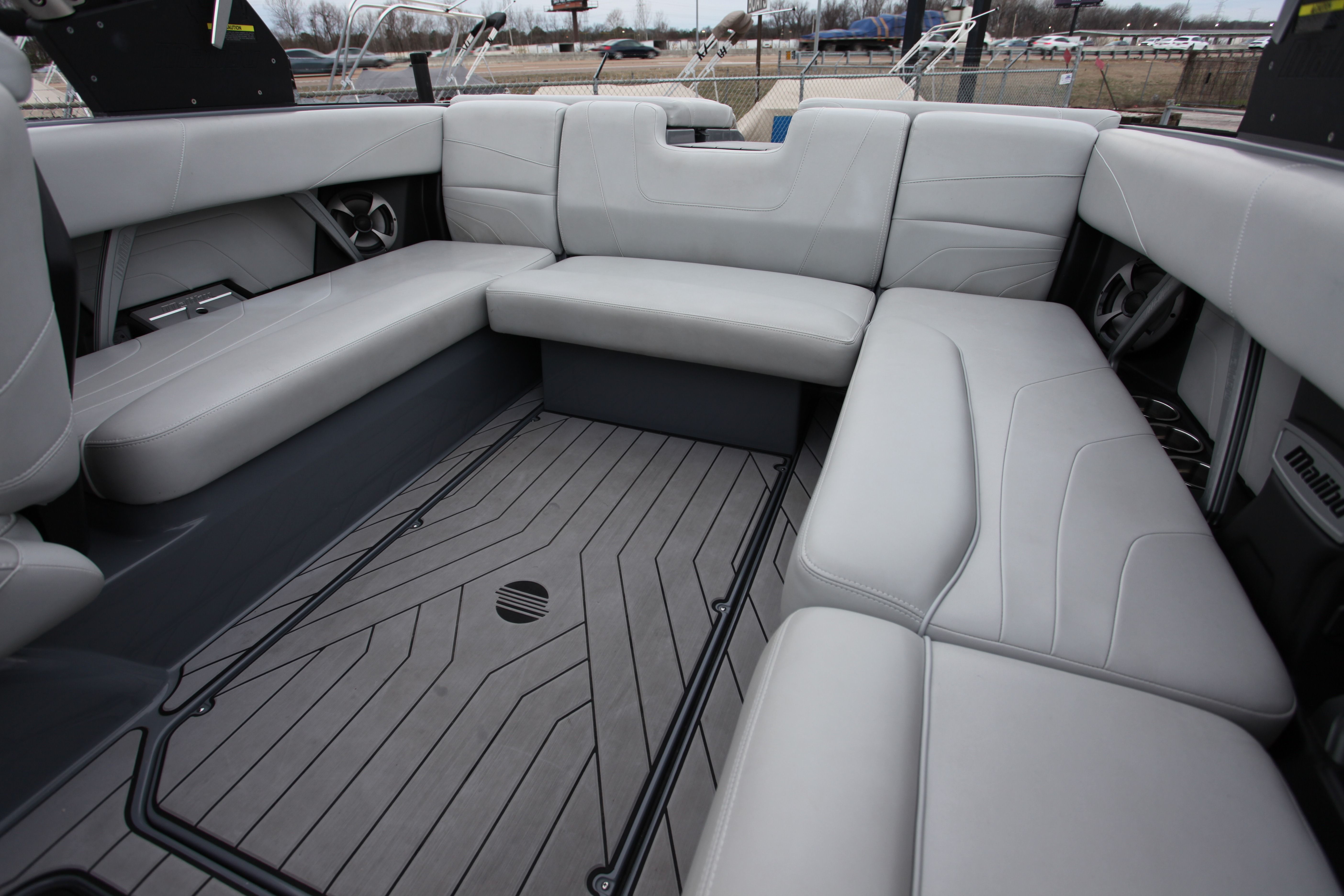 2019 Malibu Wakesetter 22 MXZ - 9