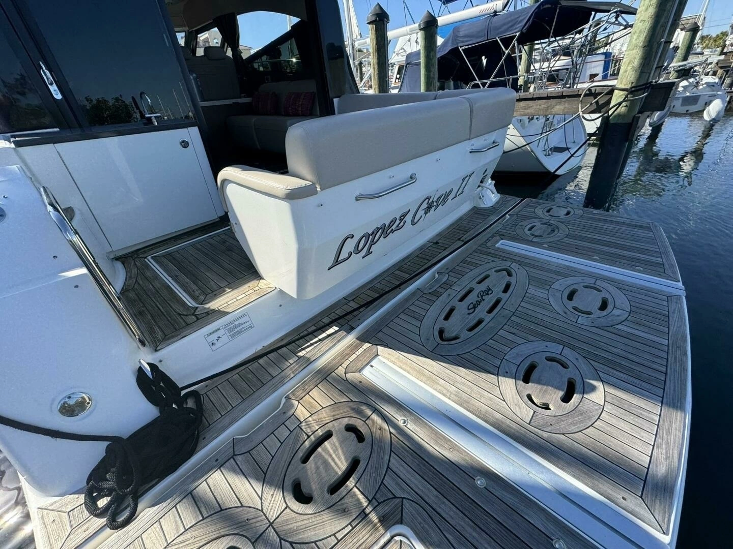 2016 Sea Ray 470 Sundancer - Image 29