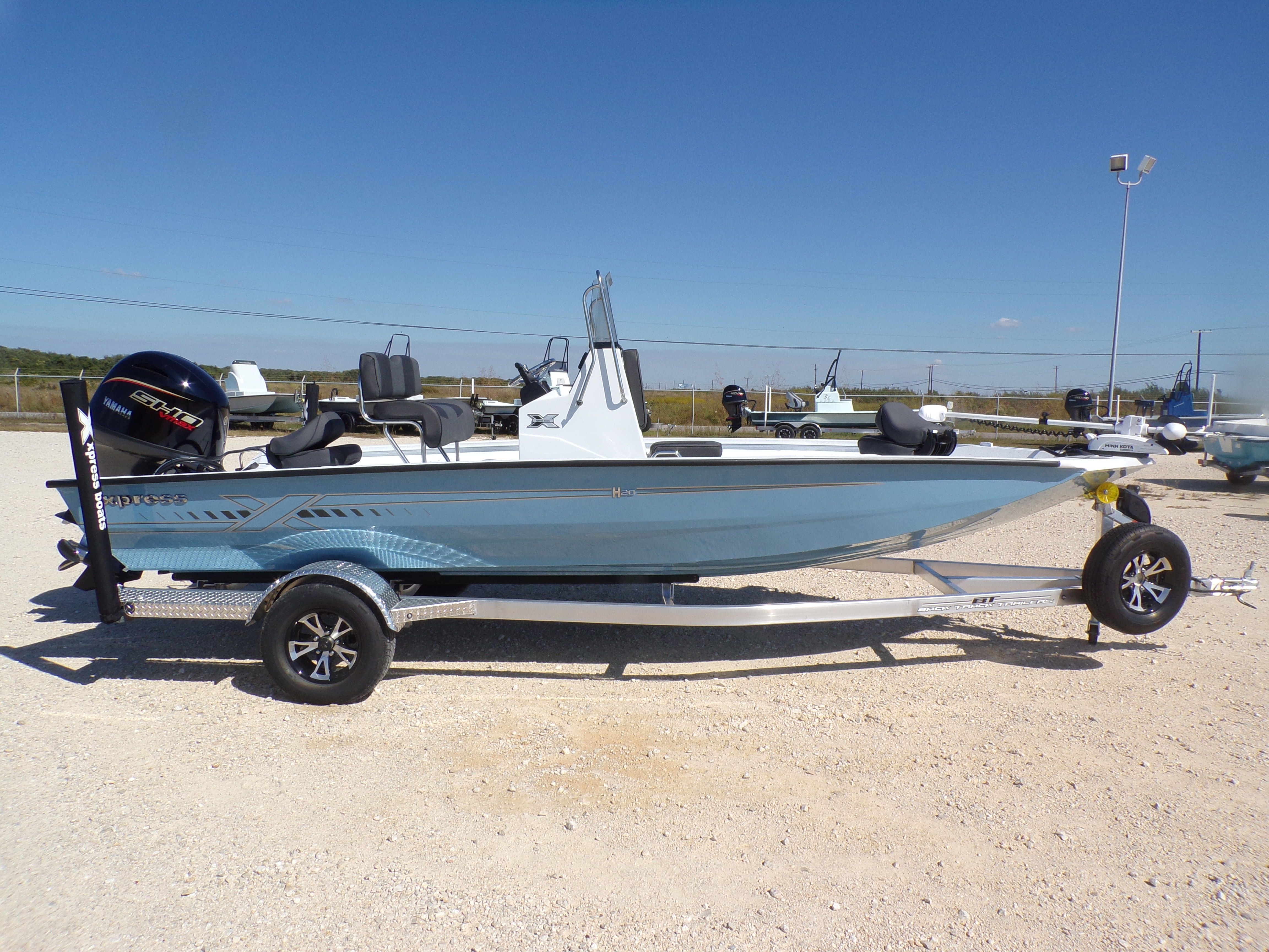 2026 Xpress H20B Bay - 7