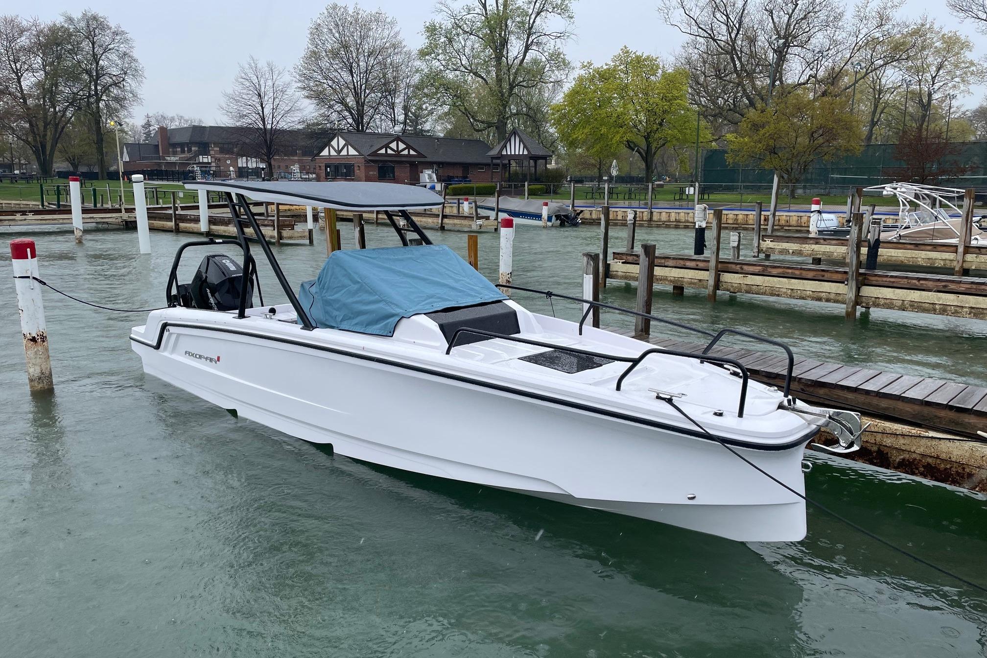 2023 Axopar 25 Cross Top