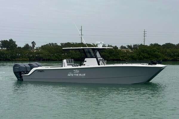 2025 Invincible 35 Catamaran