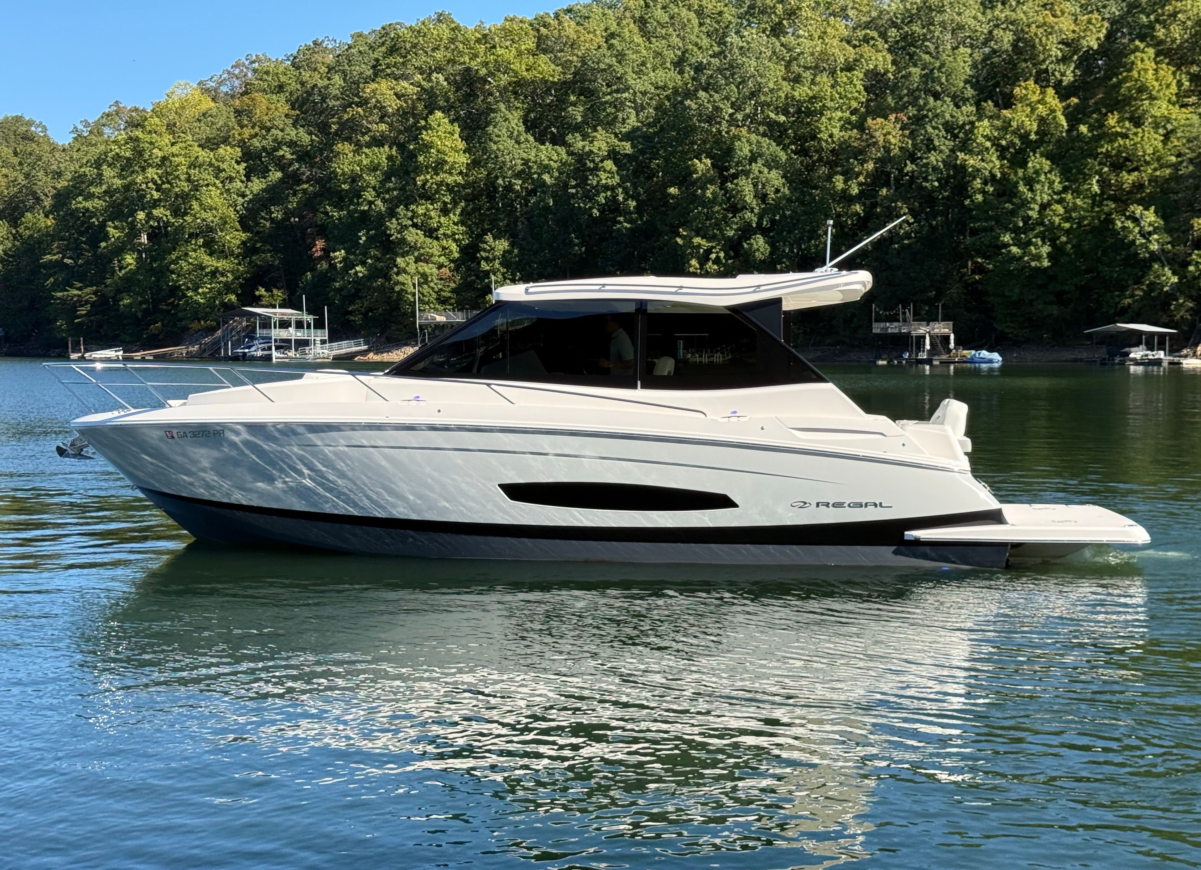 2021 Regal 36 Grand Coupe