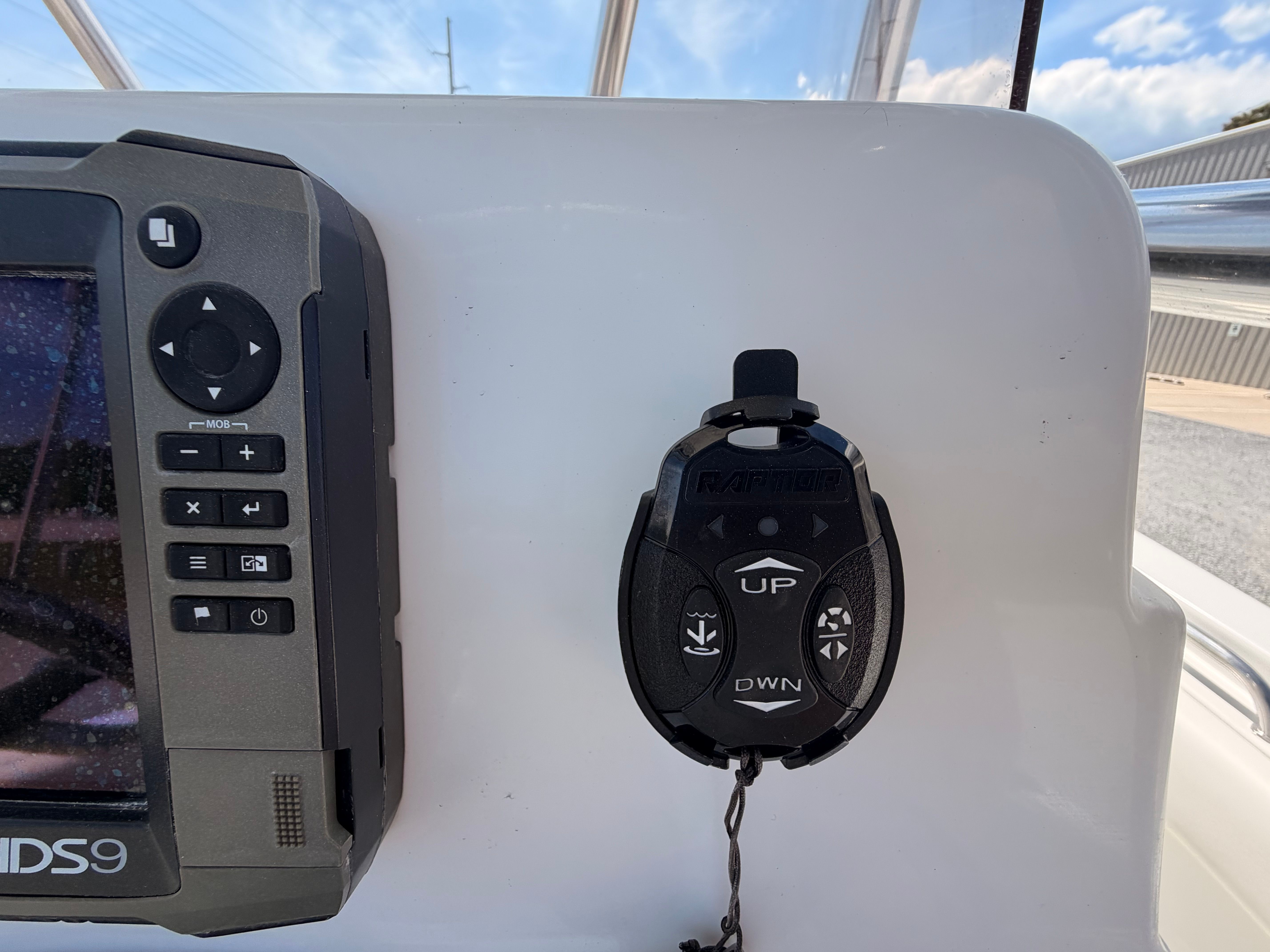 2016 Sea Hunt Triton 225 - 15