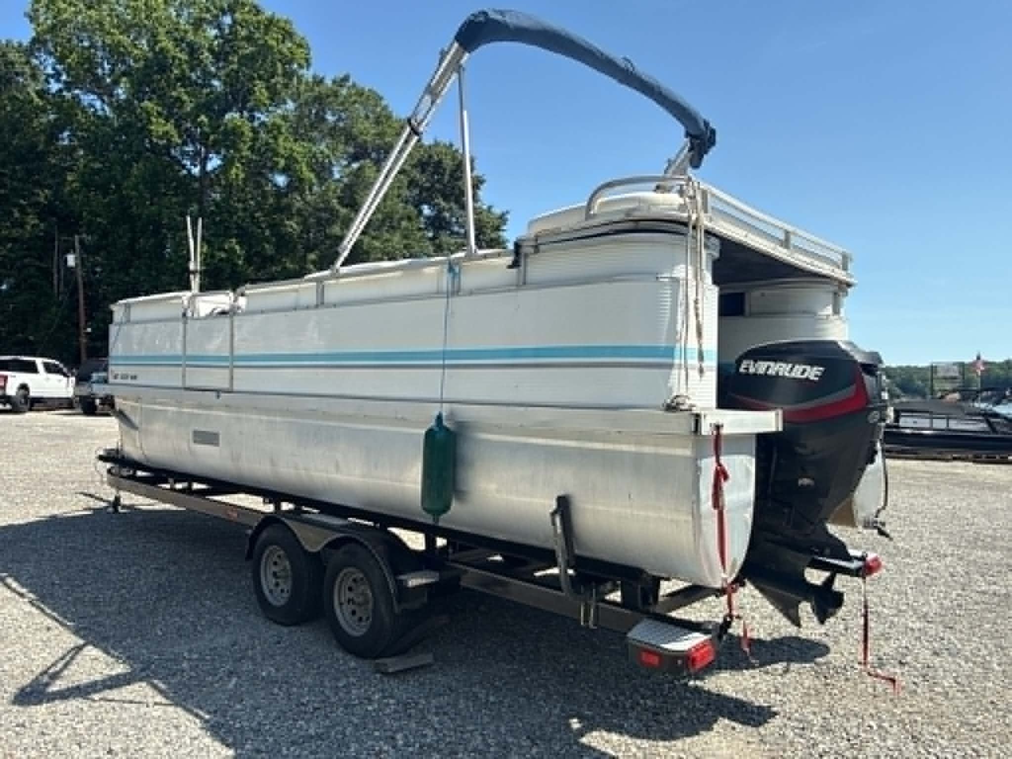 2001 Sundancer Poontoons 260D Legand - 13