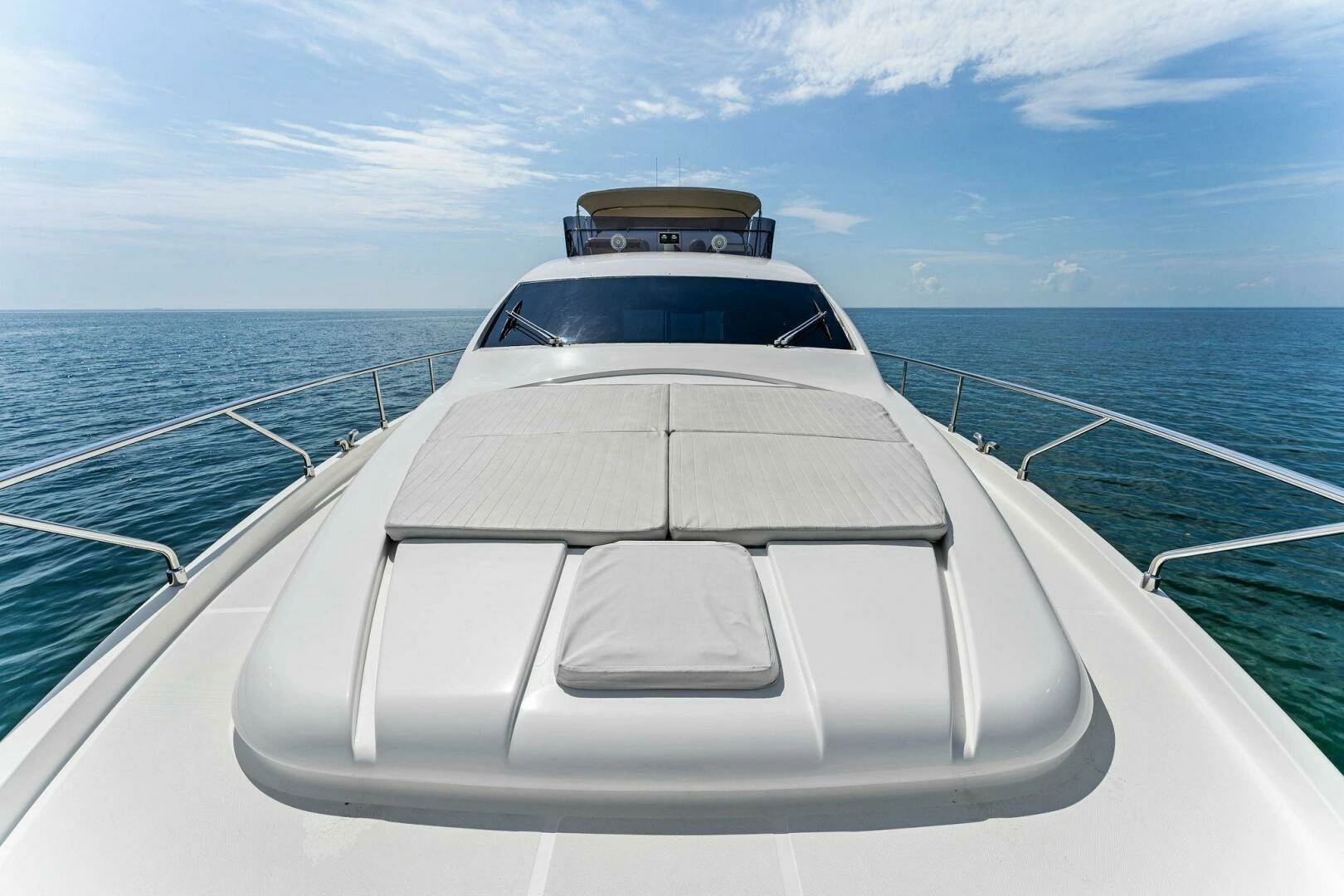 2013 Ferretti Yachts 620 - Image 3