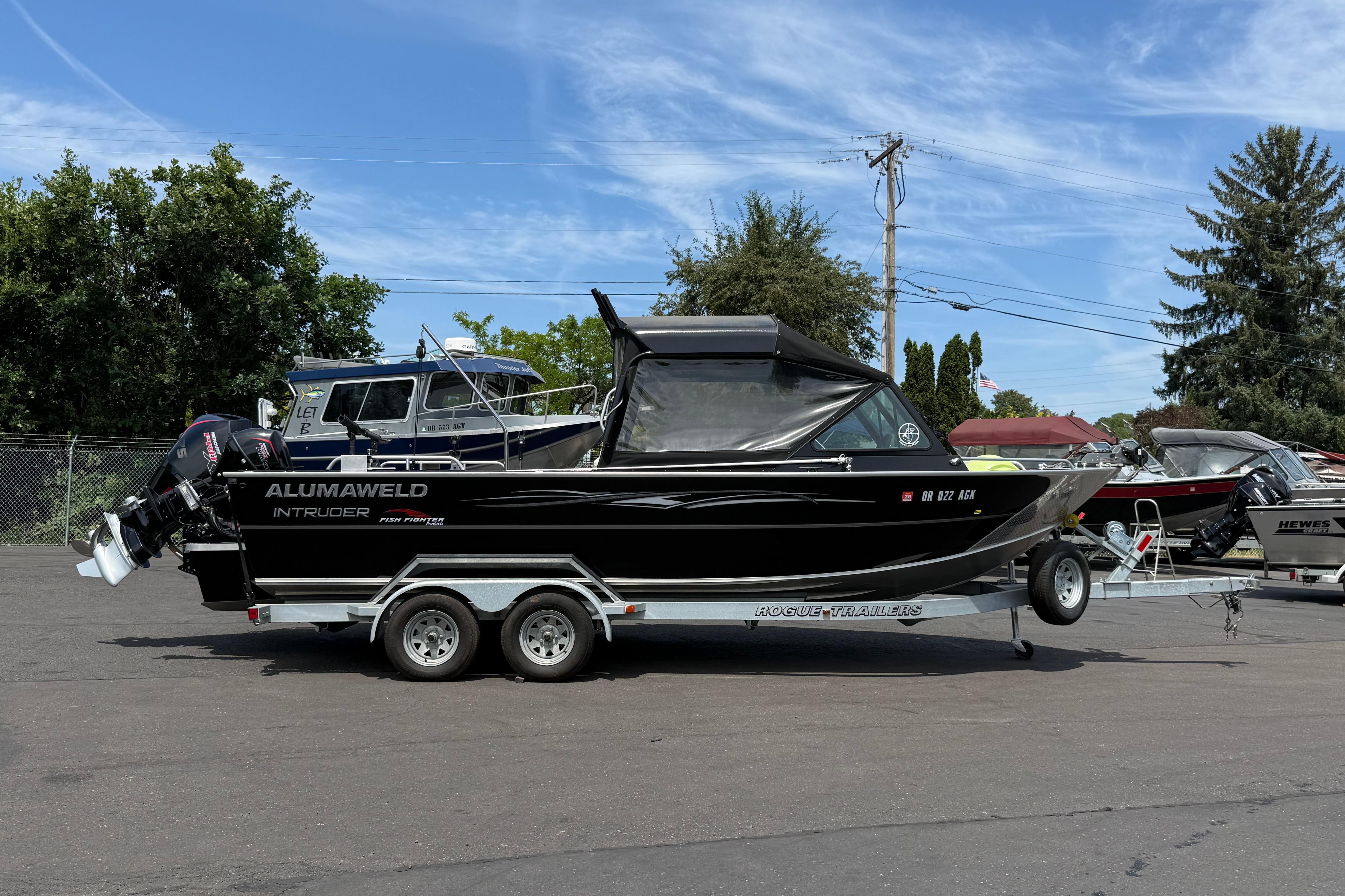 2019 Alumaweld Intruder Hard Top 22'
