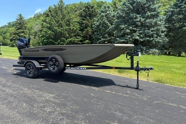2026 Tracker Grizzly 1650 T Prairie Wings Edition