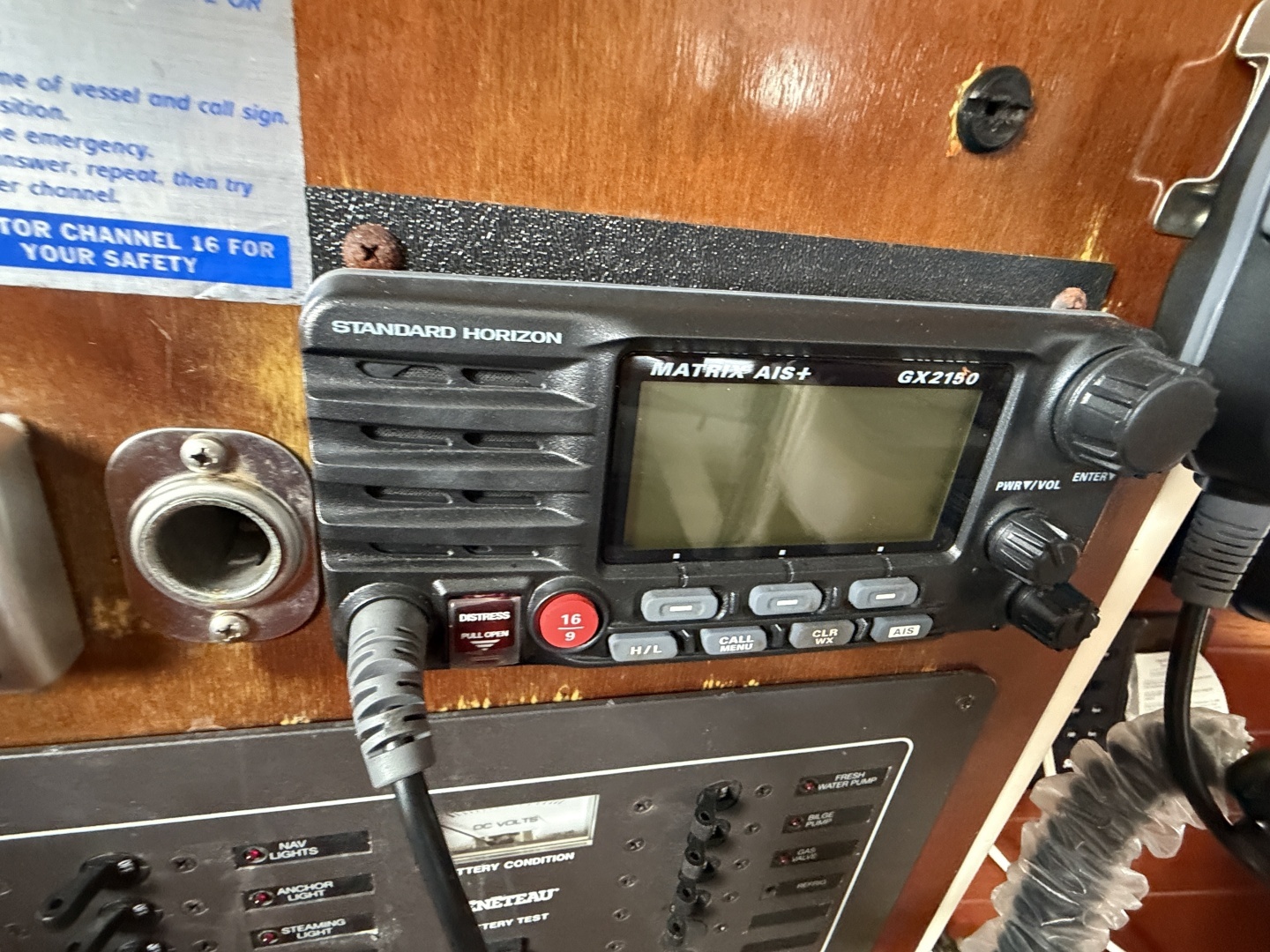 1995 Beneteau OCEANIS 321 - Image 25