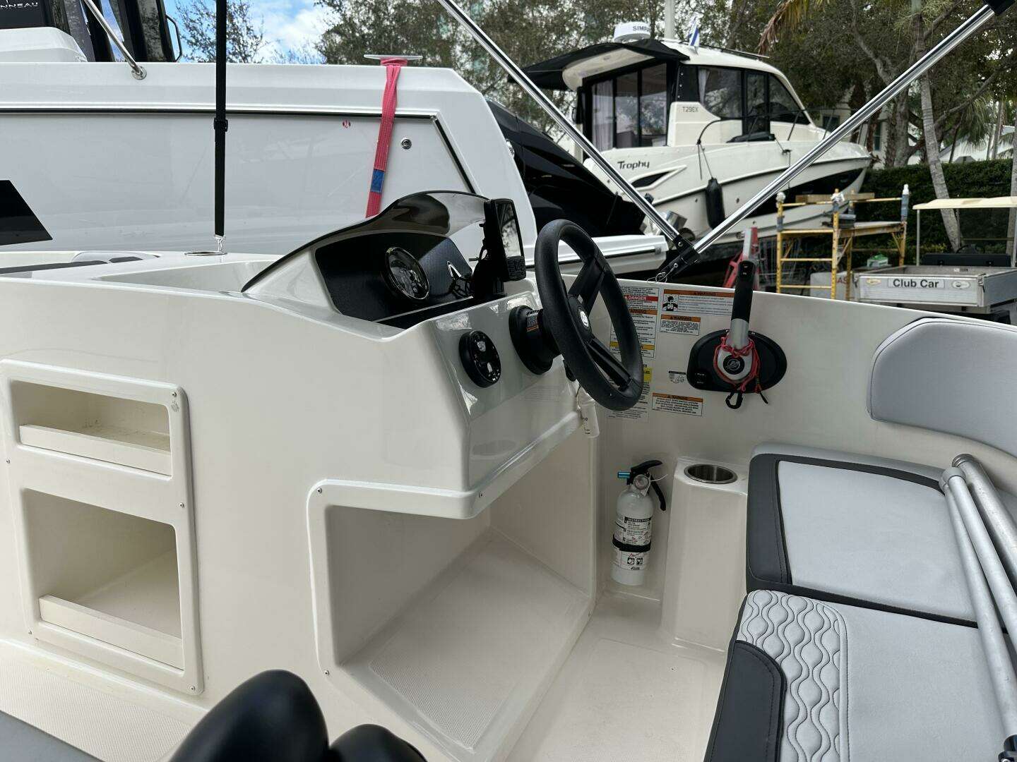 2023 Bayliner M17 - Image 18
