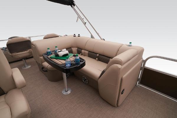 2023 Sun Tracker SportFish 22 DLX - 41