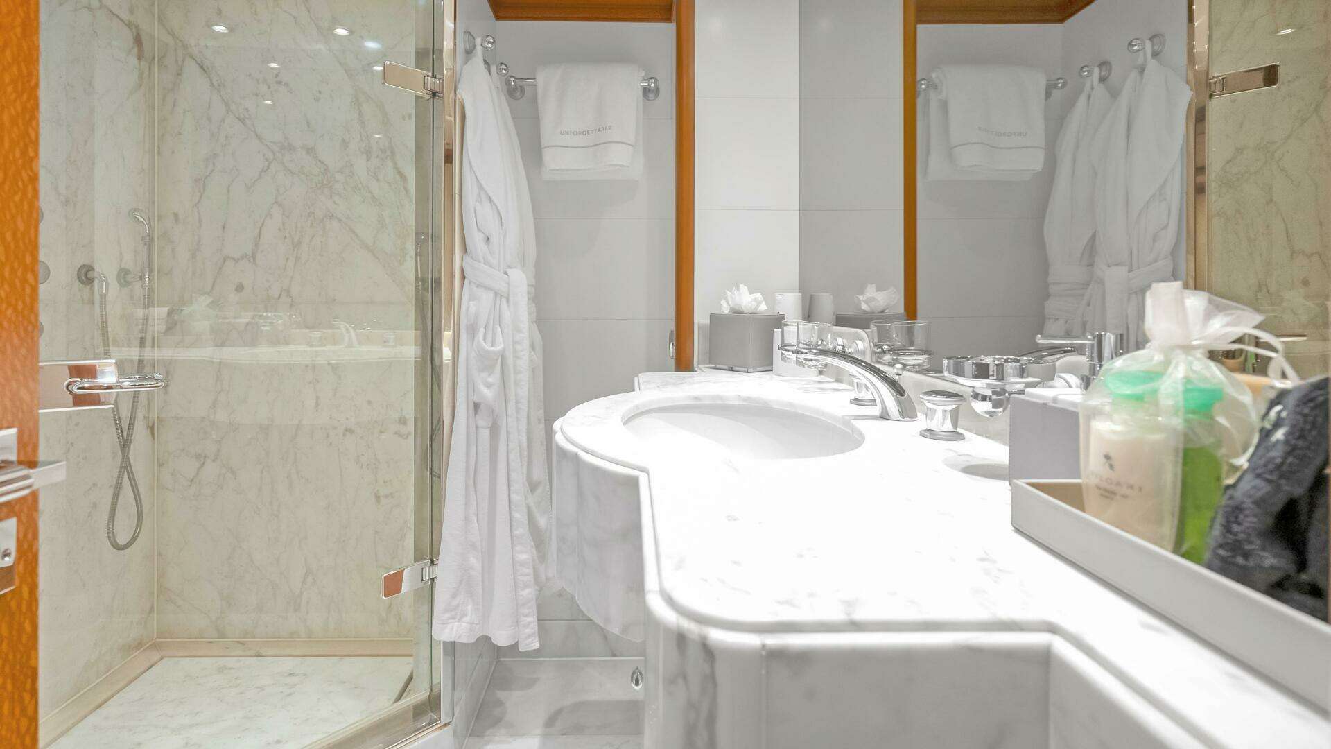 2003 Royal Denship Motor Yacht - Image 30
