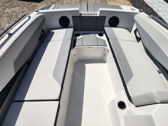2025 Starcraft SV 16 OB - 8
