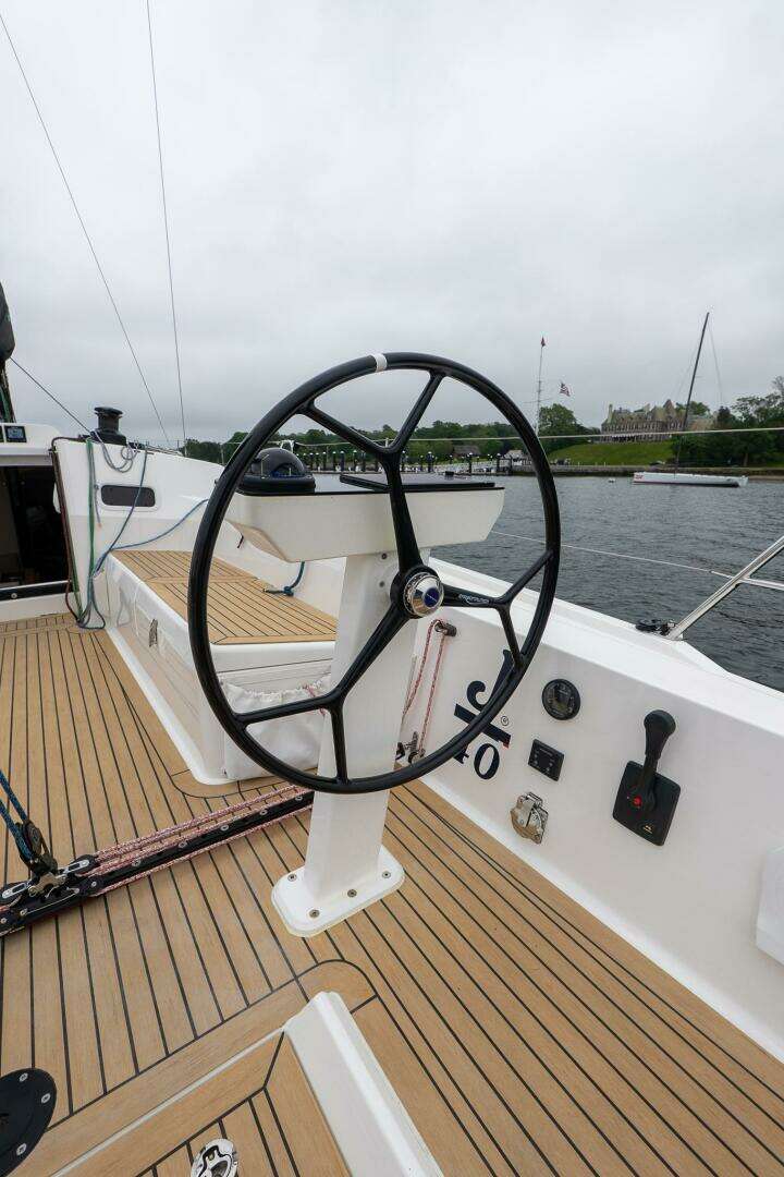 2026 J Boats NEW 2026 - Image 25