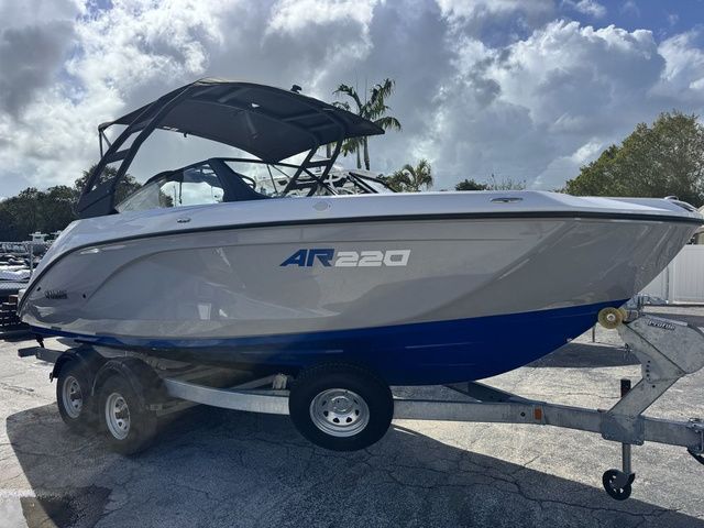 2026 Yamaha Boats AR220 - 2